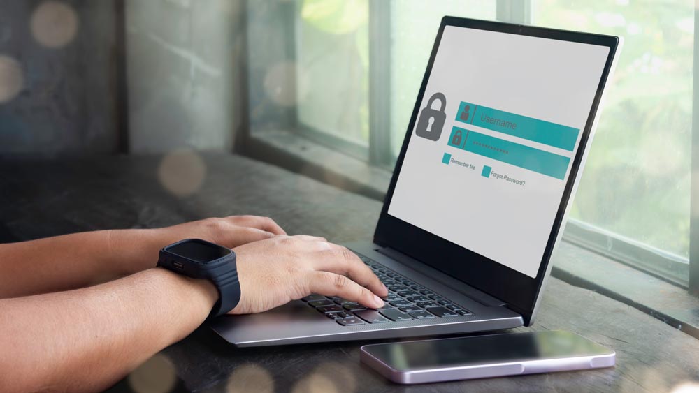 Phishing Attacks Can Now Mimic Your Organization’s Login Page in Real Time